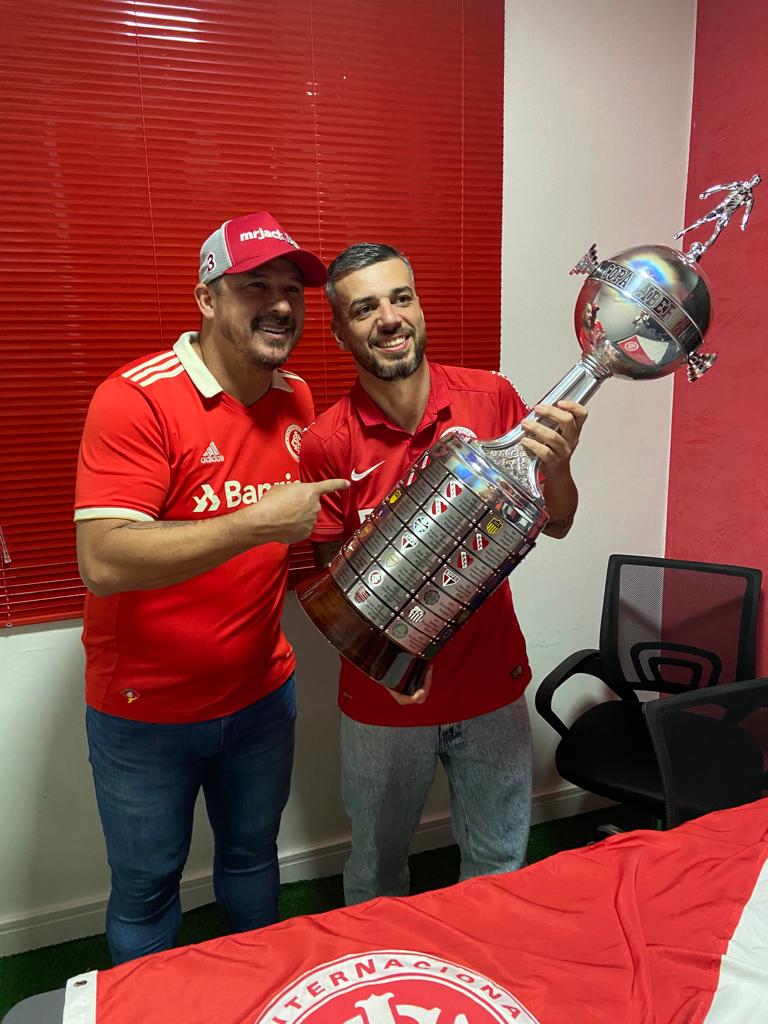 jogador do inter na arena